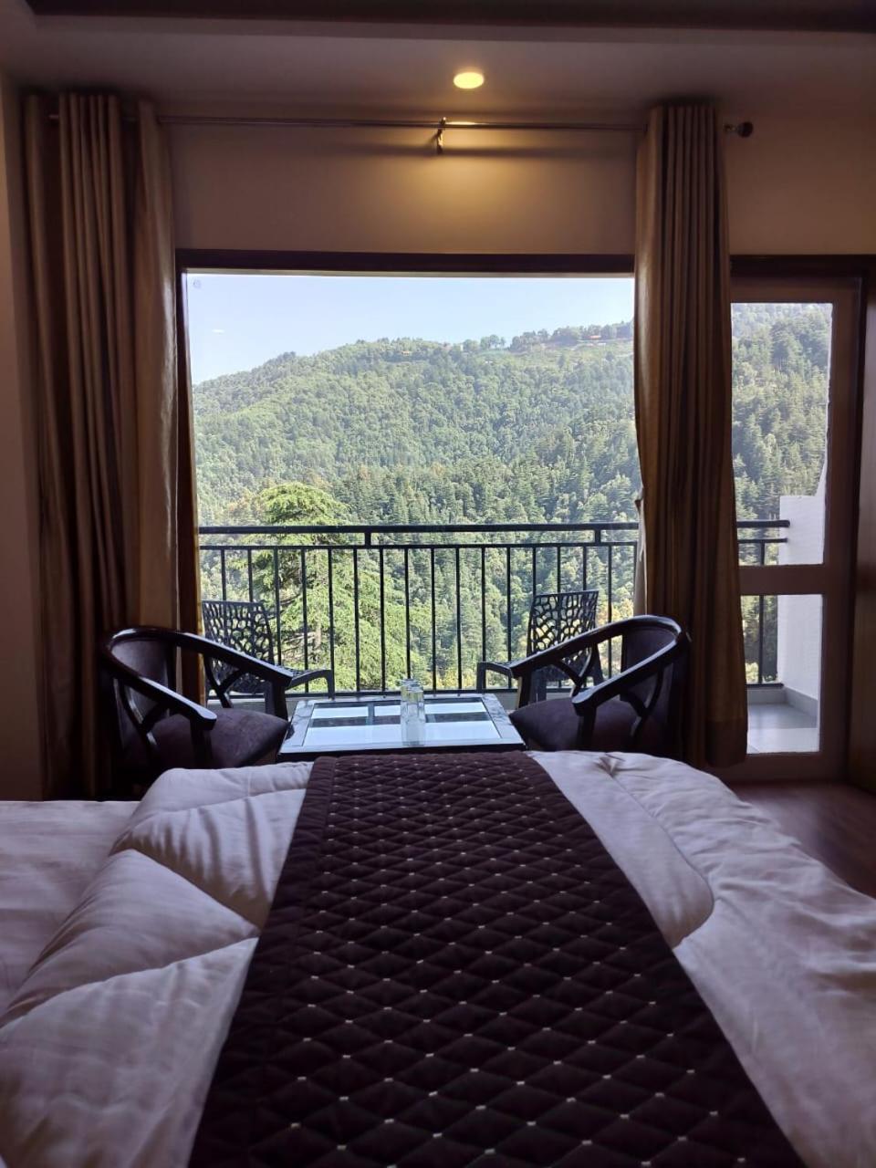 Summer Hill Resort Chail Exterior foto